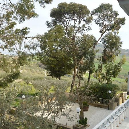 B&B Maison Blanche Caltagirone Exterior photo