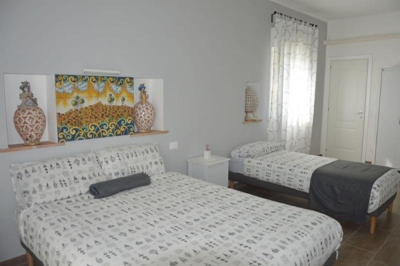 B&B Maison Blanche Caltagirone Exterior photo